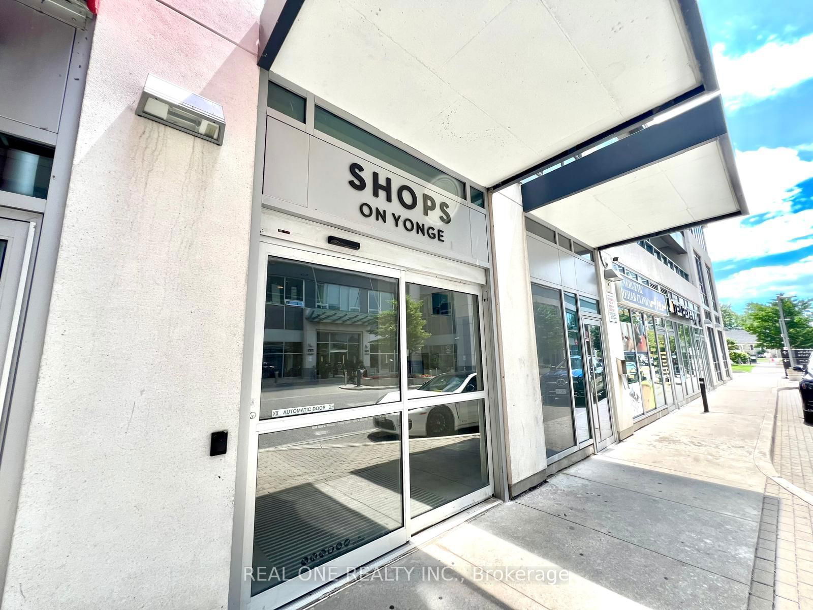 7165 Yonge St, unit 1911 for rent - image #23