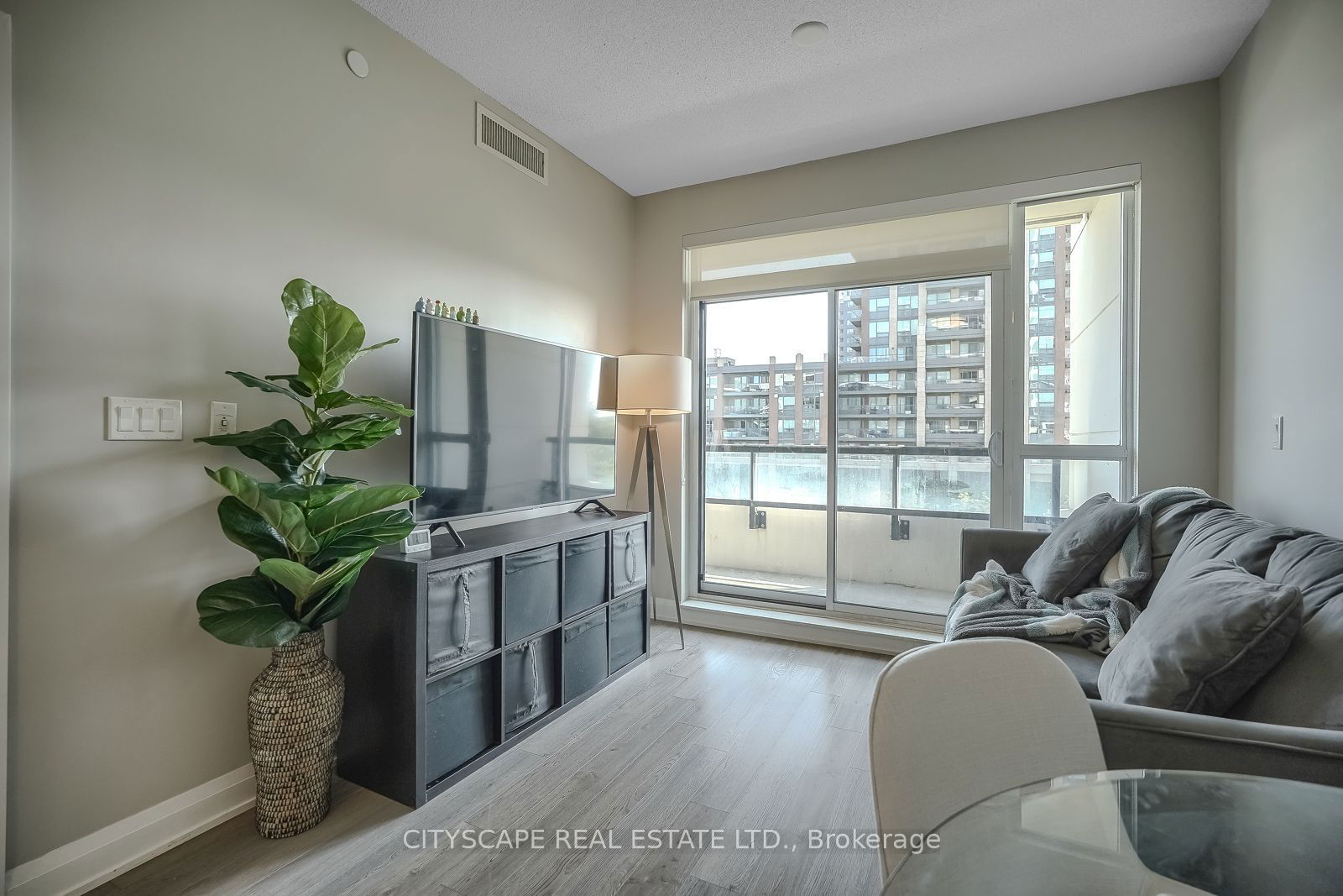 15 Water Walk Dr, unit 311 for sale - image #10