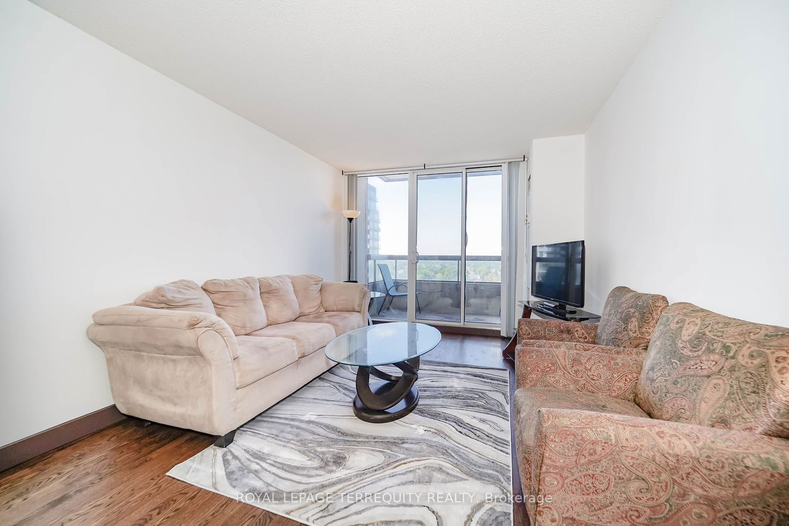 9 Northern Heights Dr, unit 1008 for rent - image #7