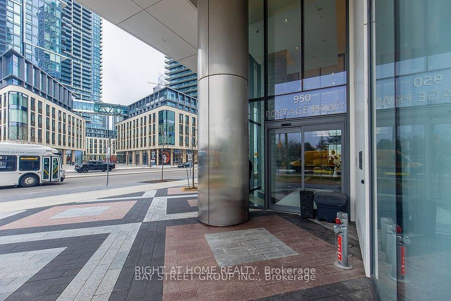 950 Portage Pkwy, unit 2901 for sale - image #2