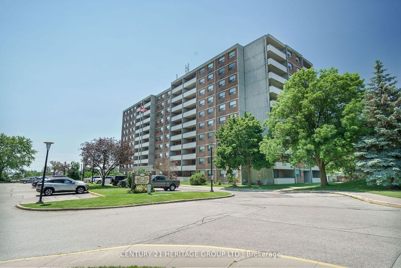 20 William Roe Blvd, unit 905 for sale - image #1