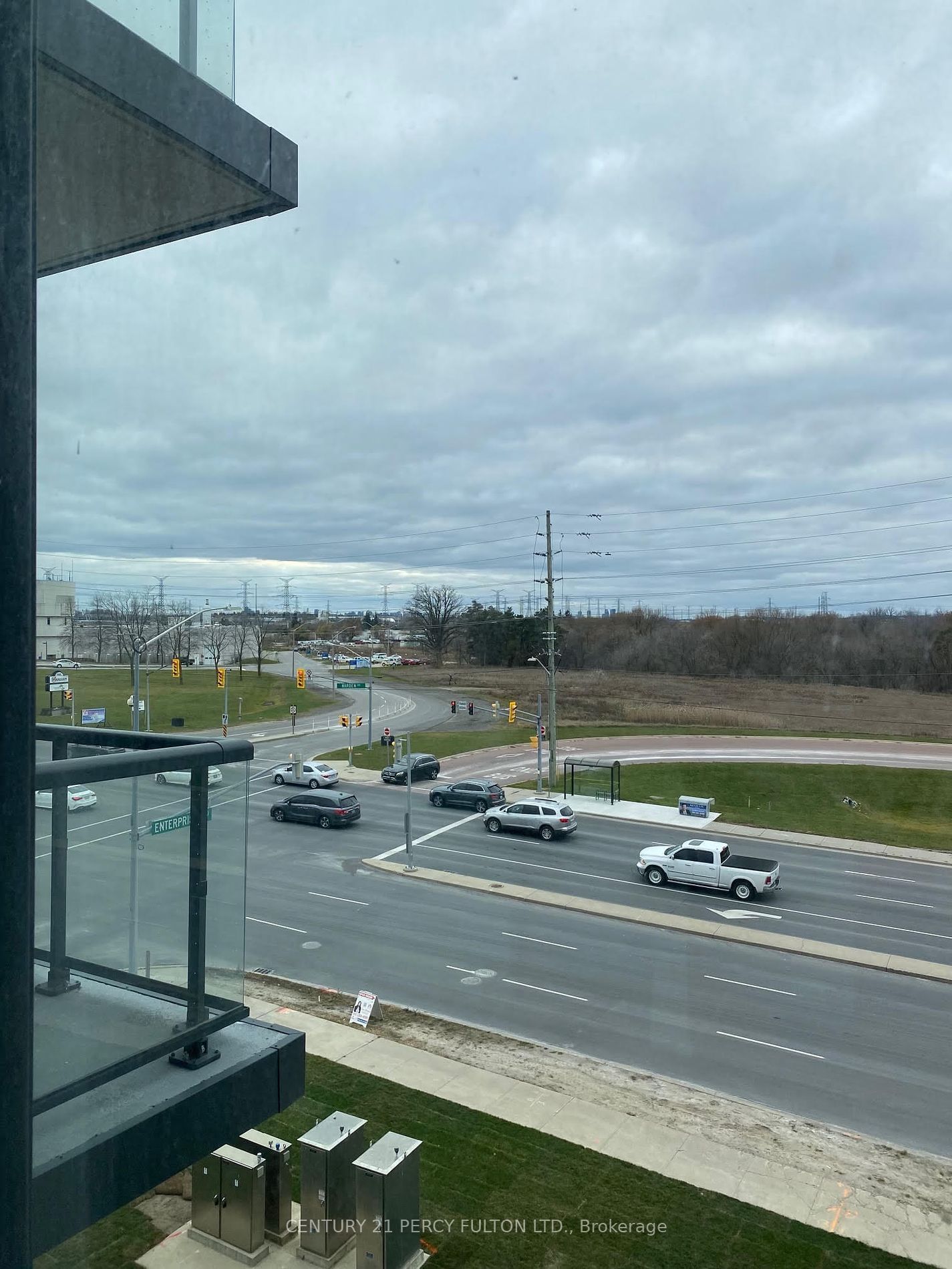 10 Rouge Valley Dr W, unit 410 for rent - image #3