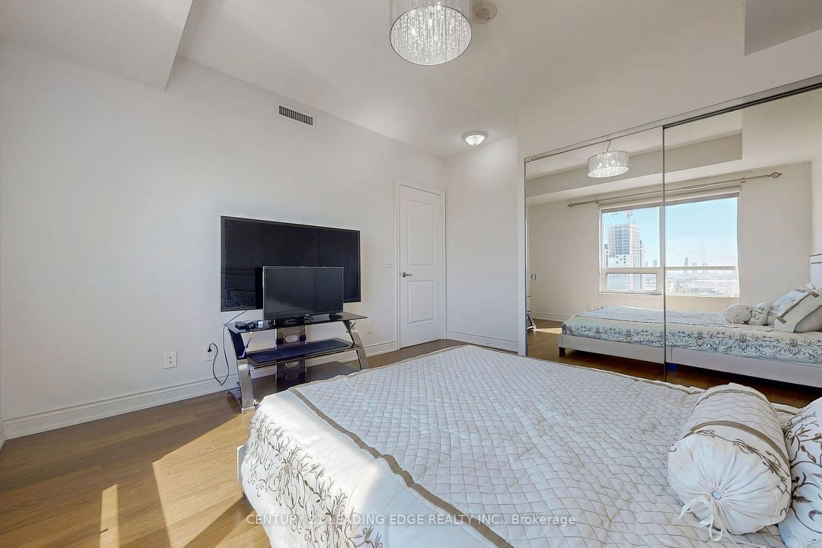 9245 JANE St, unit 1508 for sale - image #19