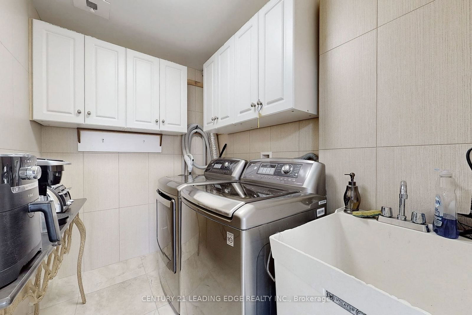 9245 JANE St, unit 1508 for sale