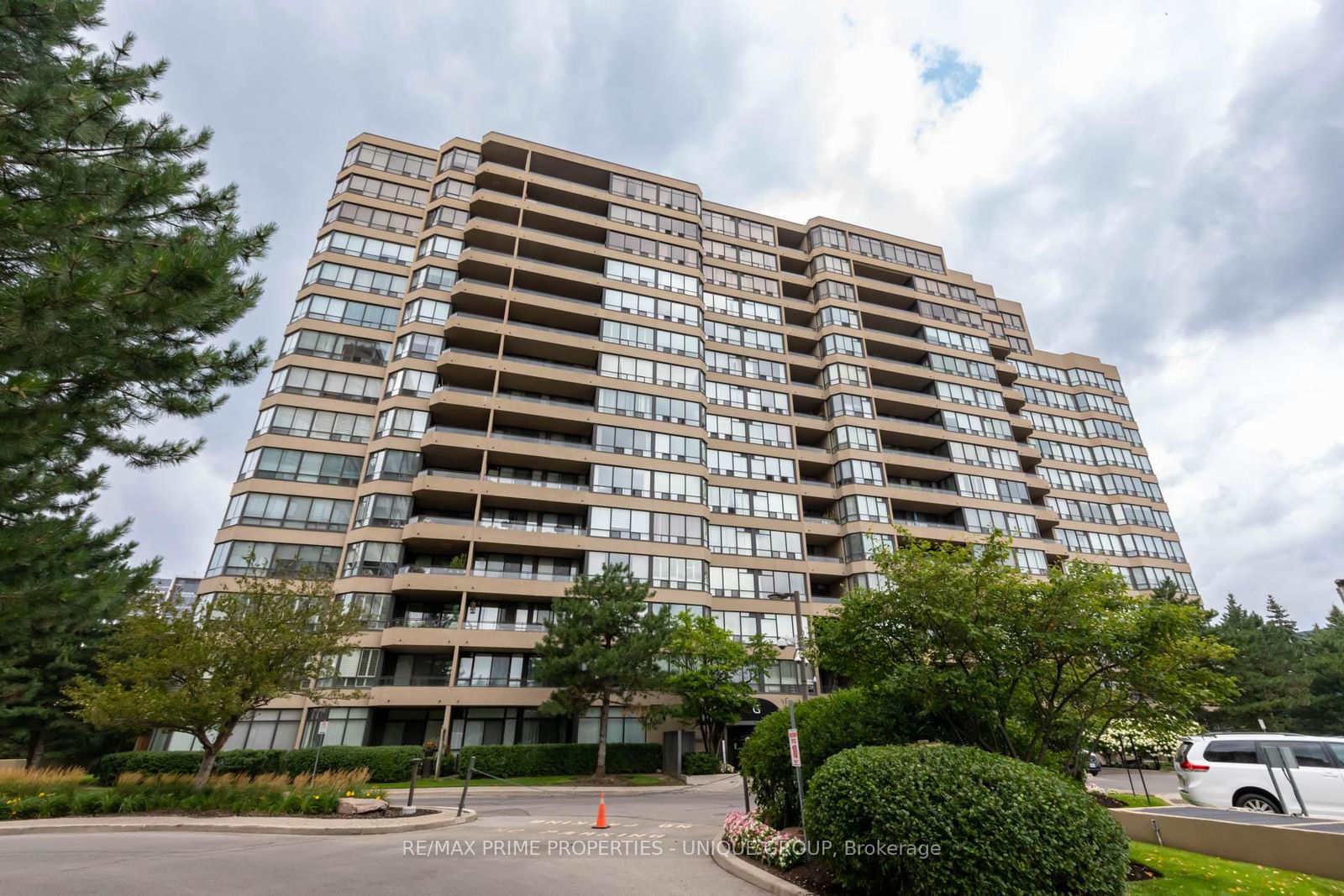 22 Clarissa Dr, unit 301 for sale - image #38