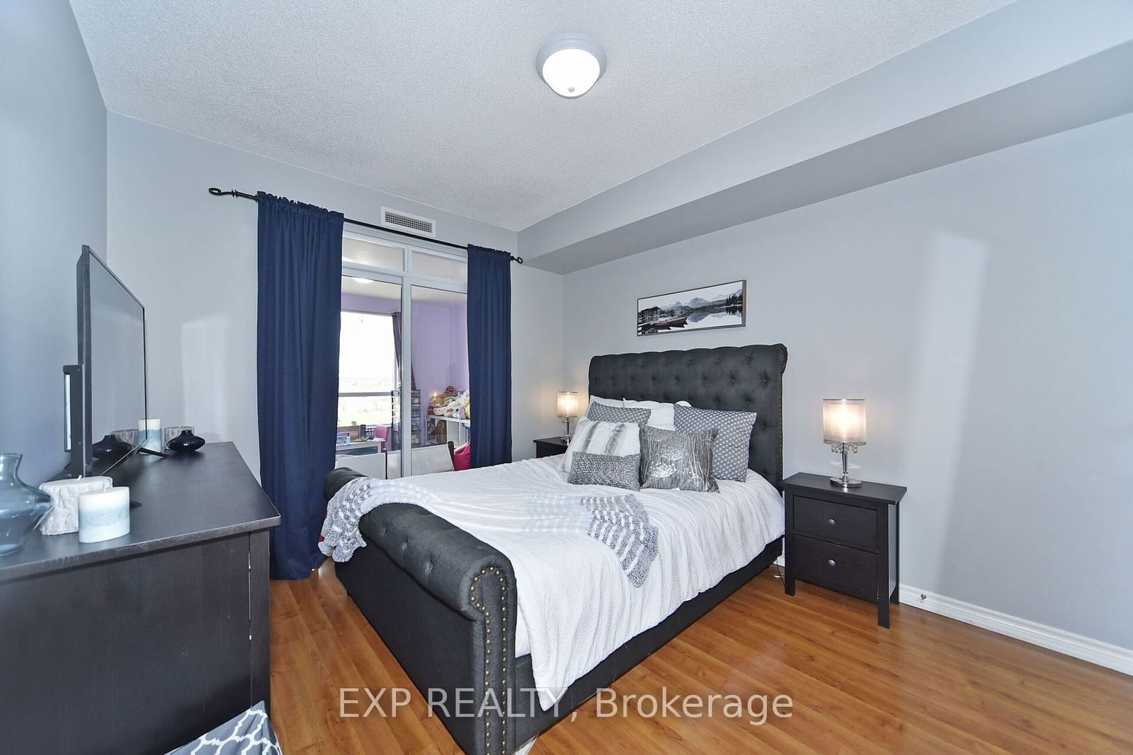 9235 Jane St, unit 1404 for sale - image #21