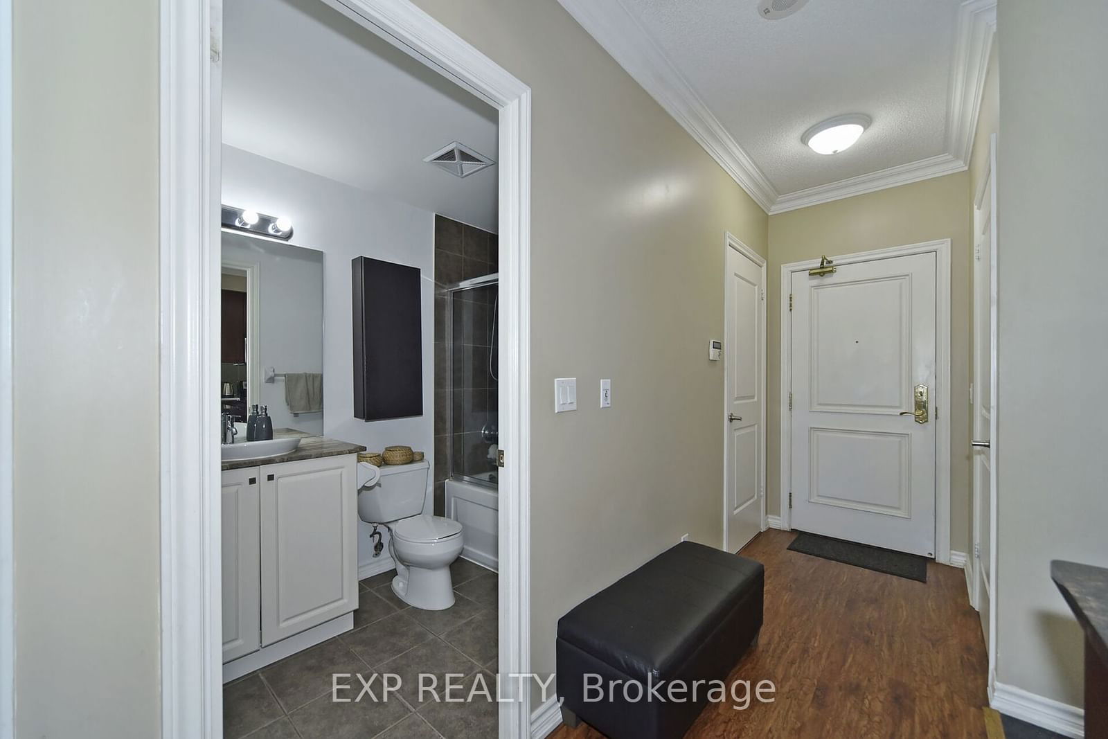 9235 Jane St, unit 1404 for sale - image #24