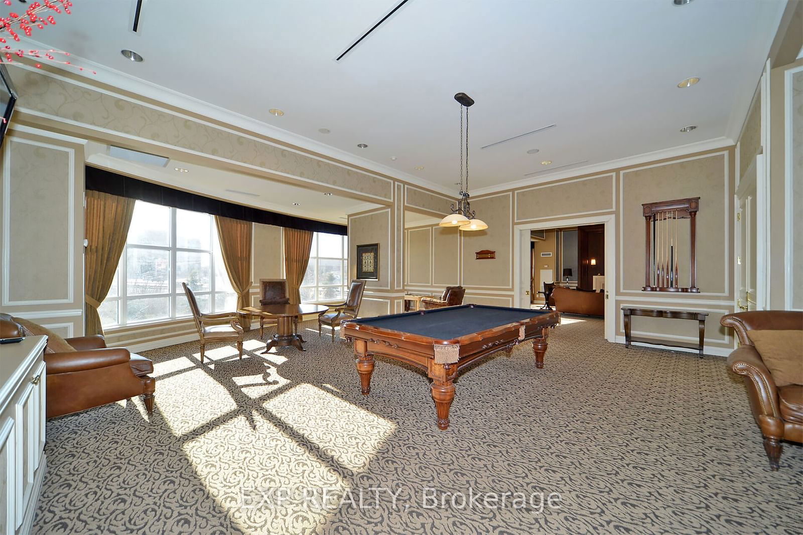 9235 Jane St, unit 1404 for sale - image #35