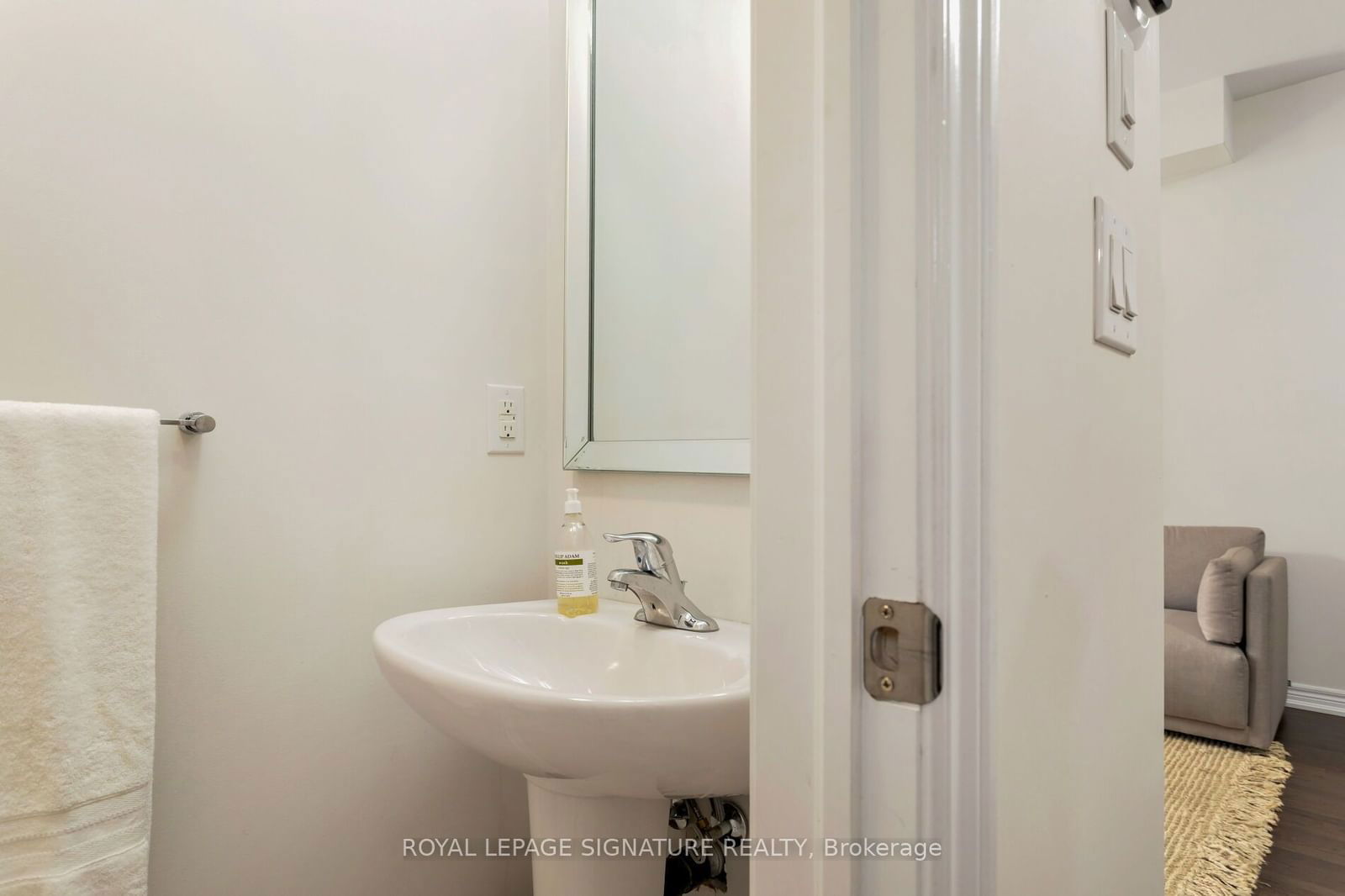 105 Kayla Cres, unit 18 for sale - image #23