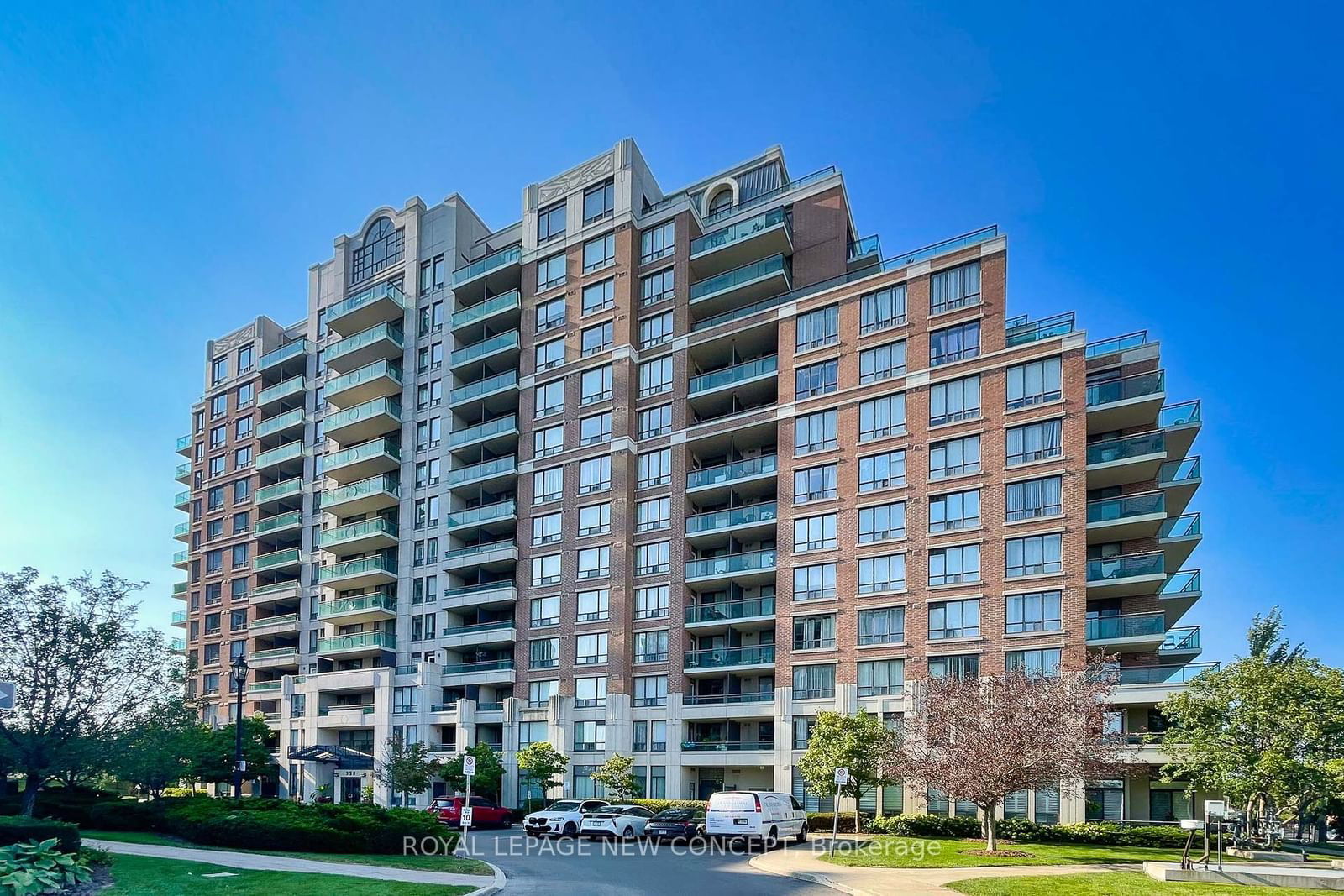 350 Red Maple Rd, unit 602 for sale - image #1