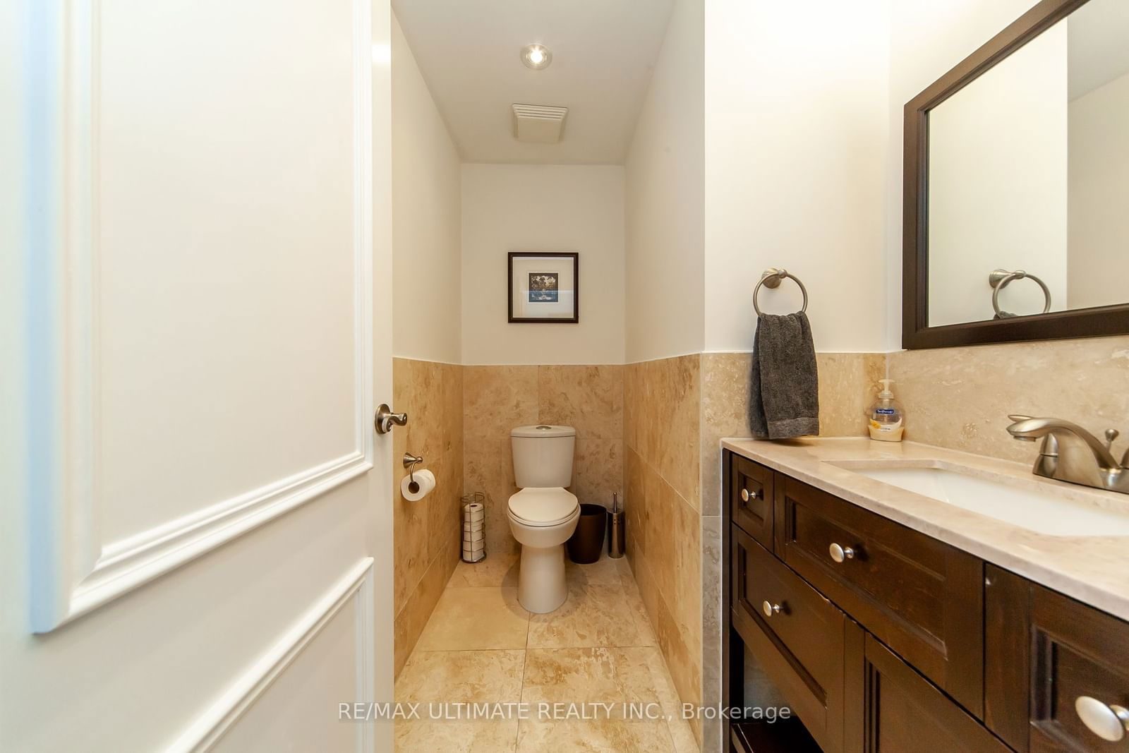 40 Harding Blvd W, unit PH15 for sale - image #18