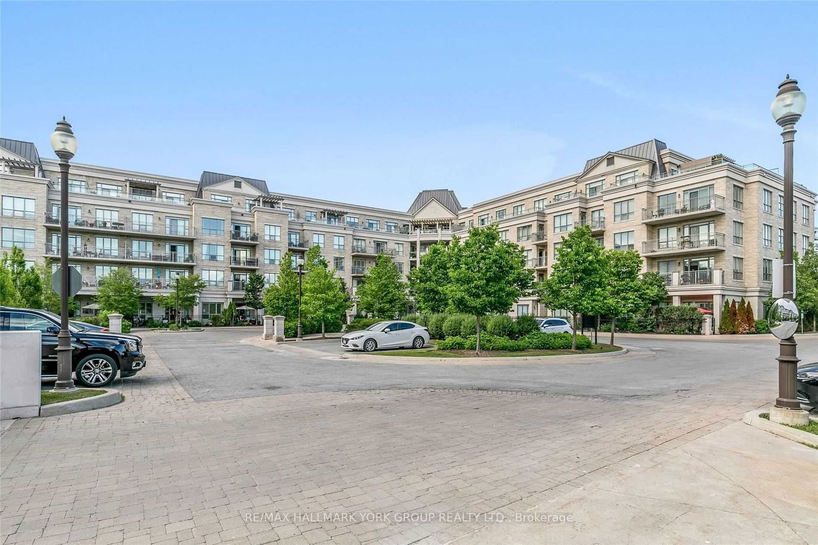 180 John West Way, unit 211 for sale - image #4