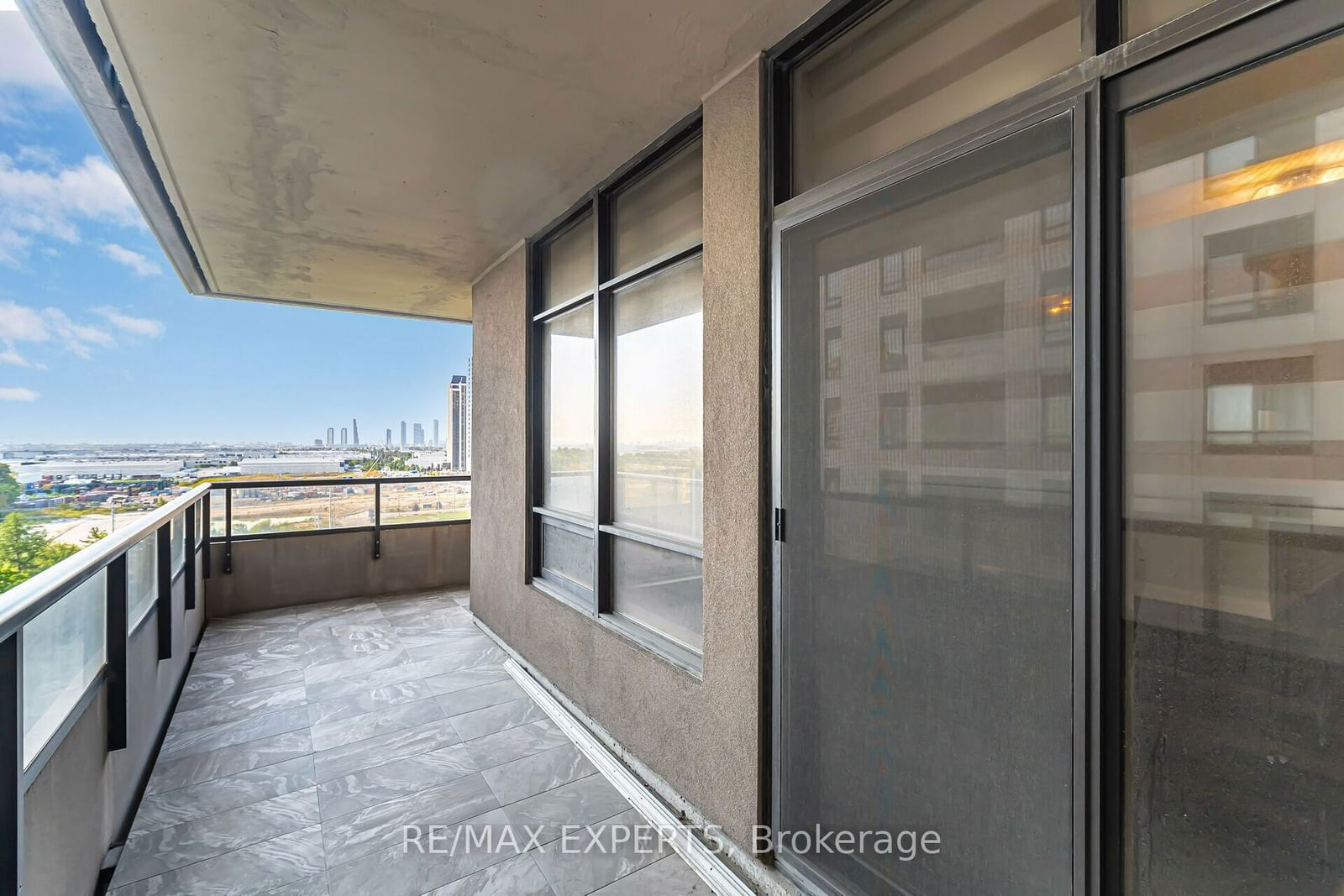 9245 Jane St, unit 905 for rent - image #30