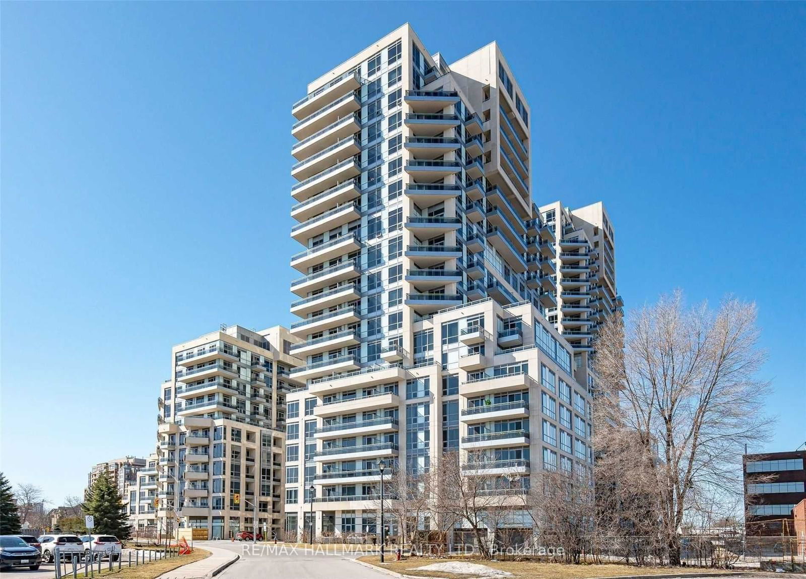 9201 Yonge St, unit 1209 for rent - image #3