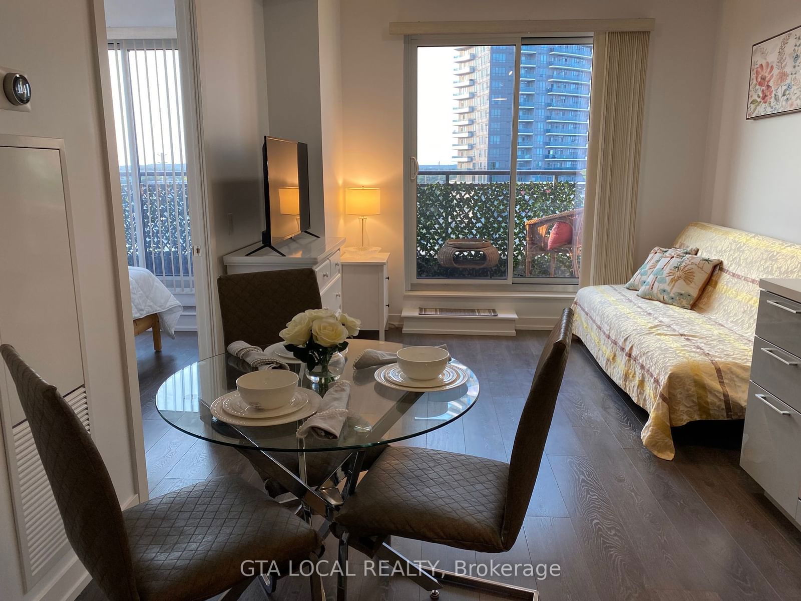 1 Grandview Ave, unit 503 for sale - image #3