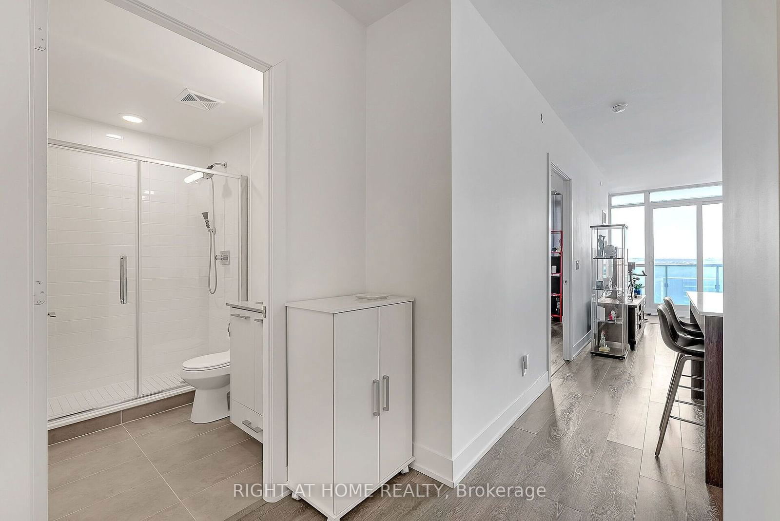 9471 Yonge St, unit 1616 for sale - image #19