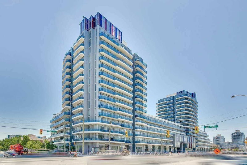 9471 Yonge St, unit 707 for sale