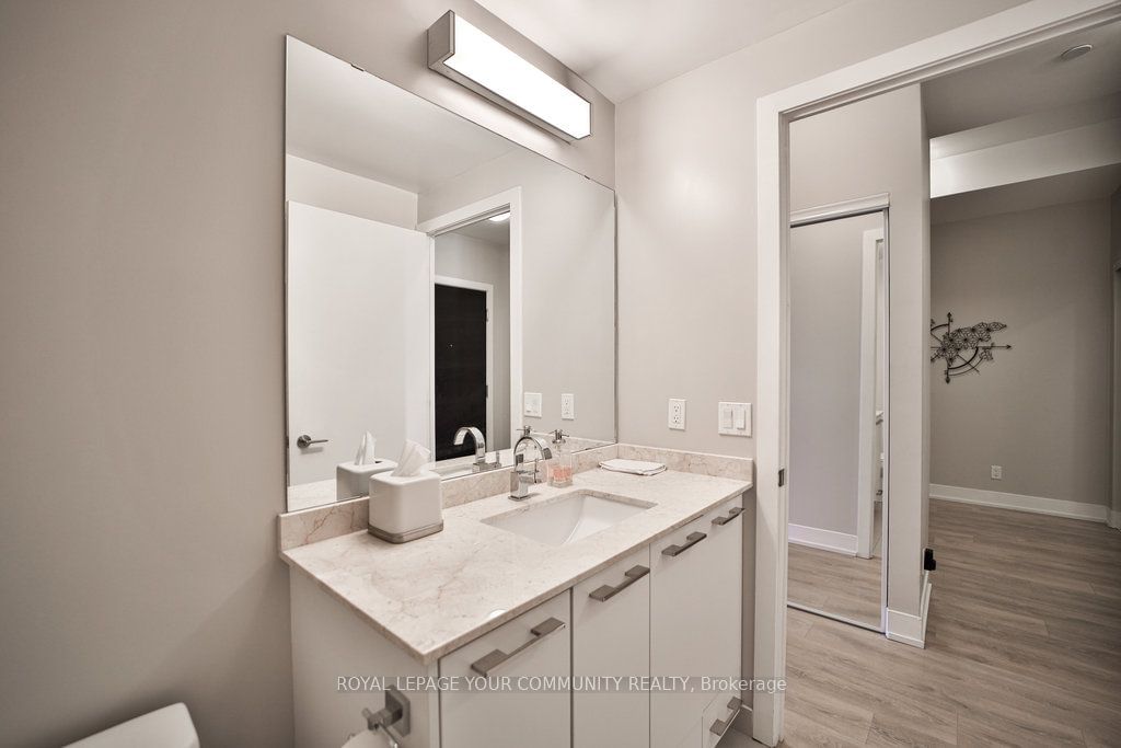 9471 Yonge St, unit 707 for sale - image #27