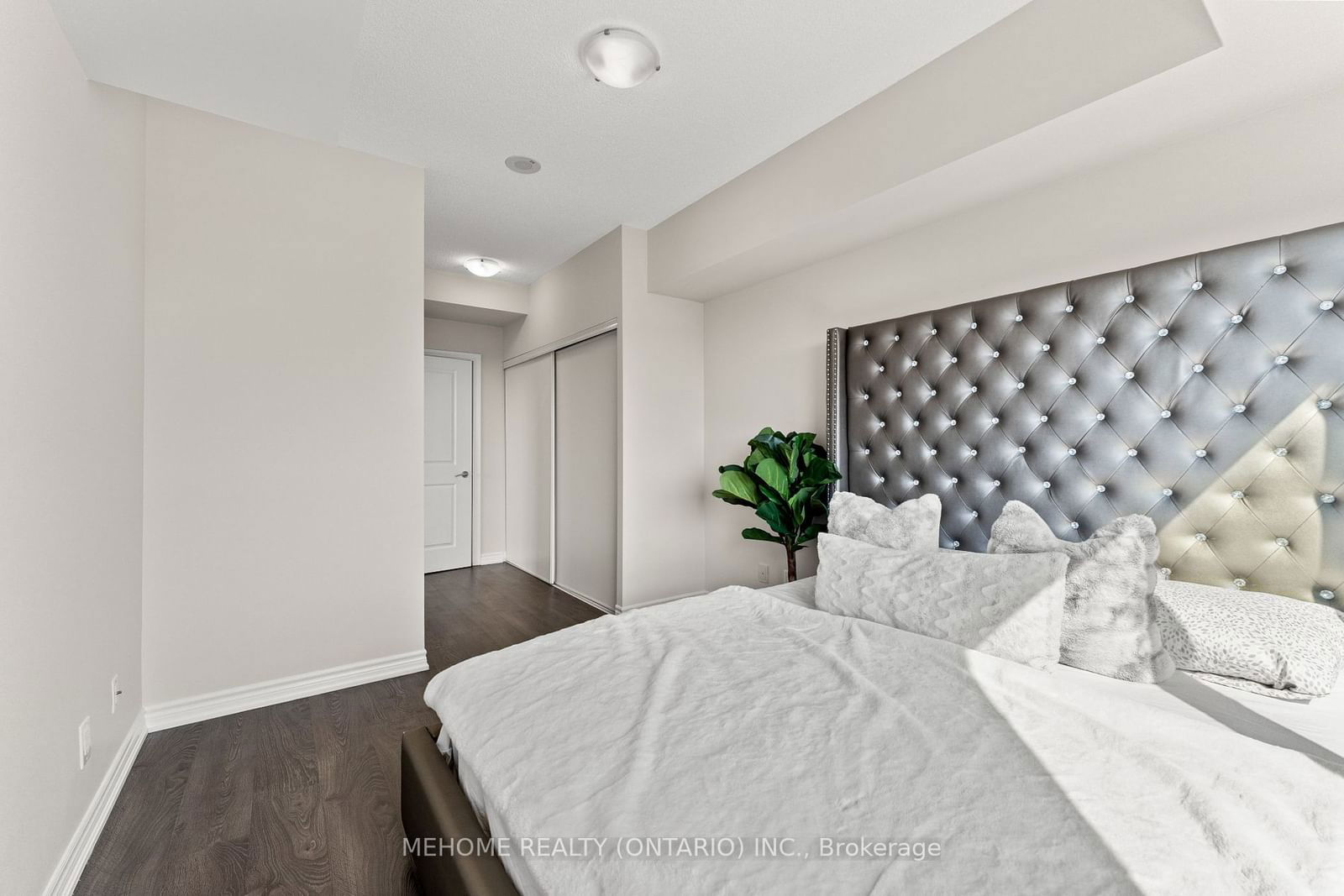 7730 Kipling Ave, unit 1208 for sale - image #34