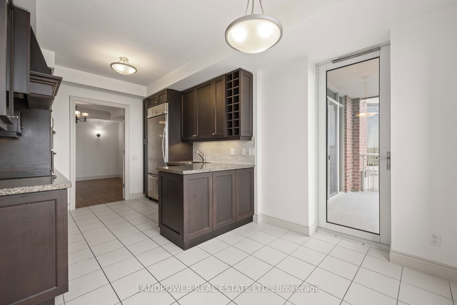 10101 Yonge St, unit 611 for sale - image #16