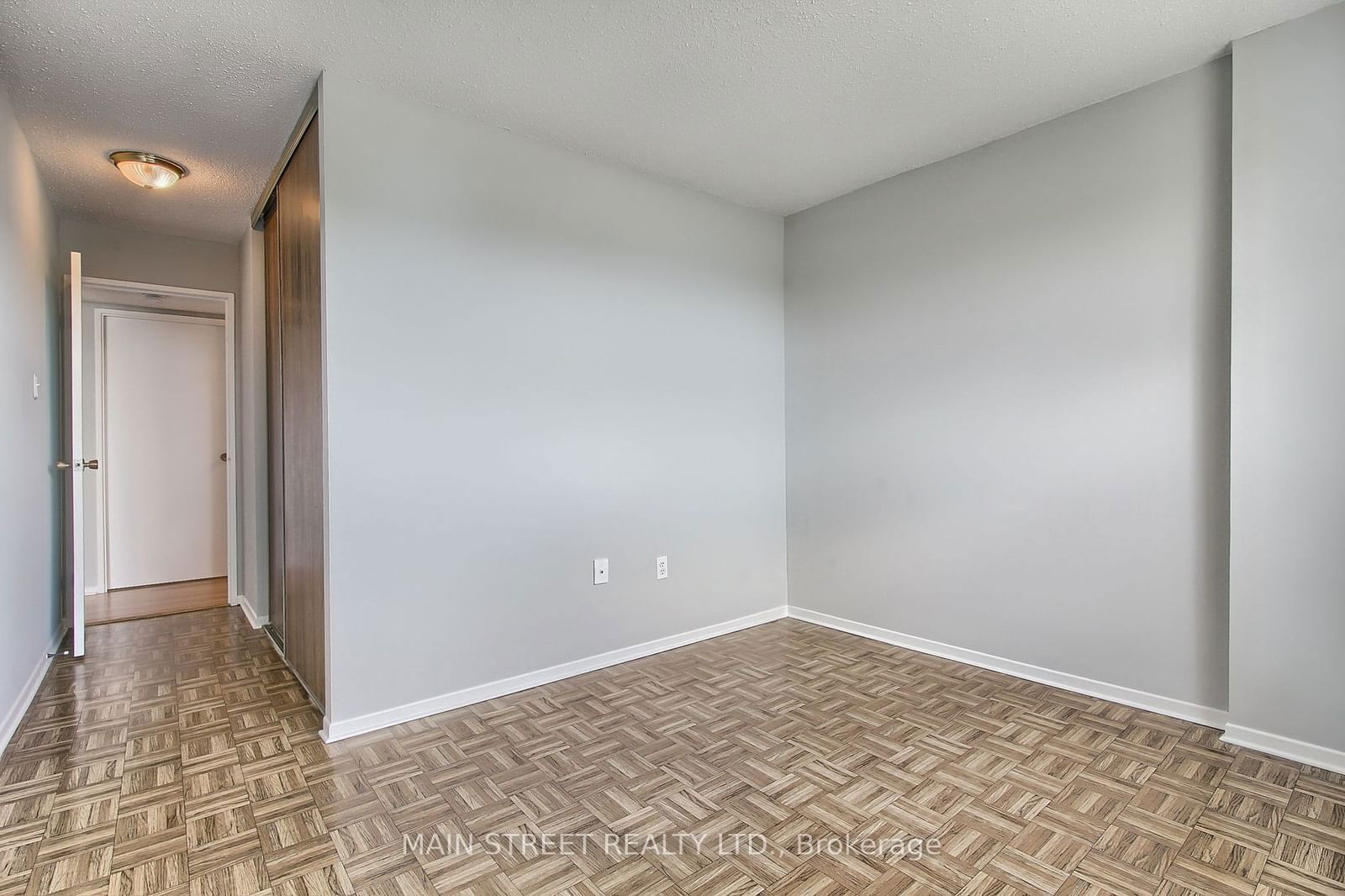 20 William Roe Blvd, unit 1008 for sale - image #20