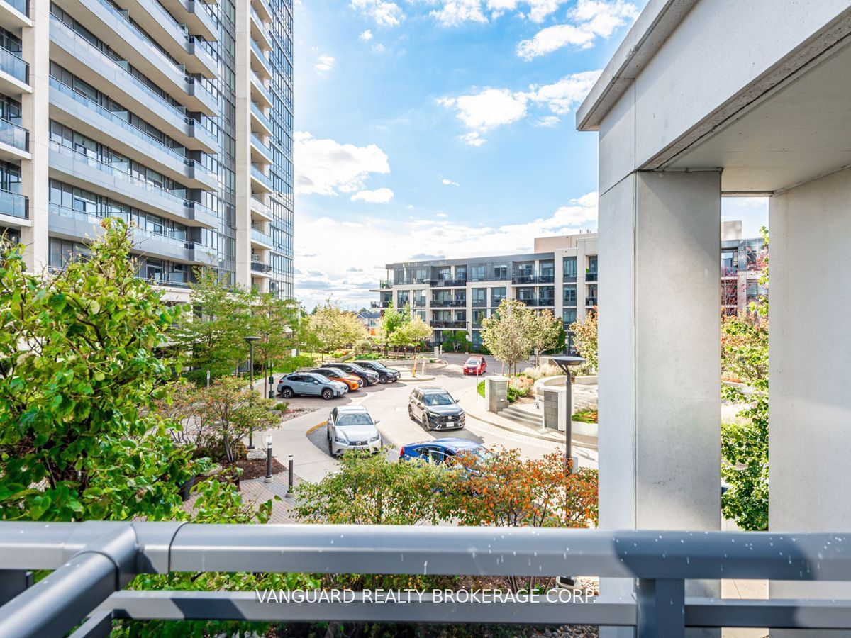 75 North Park Rd, unit 208 for sale