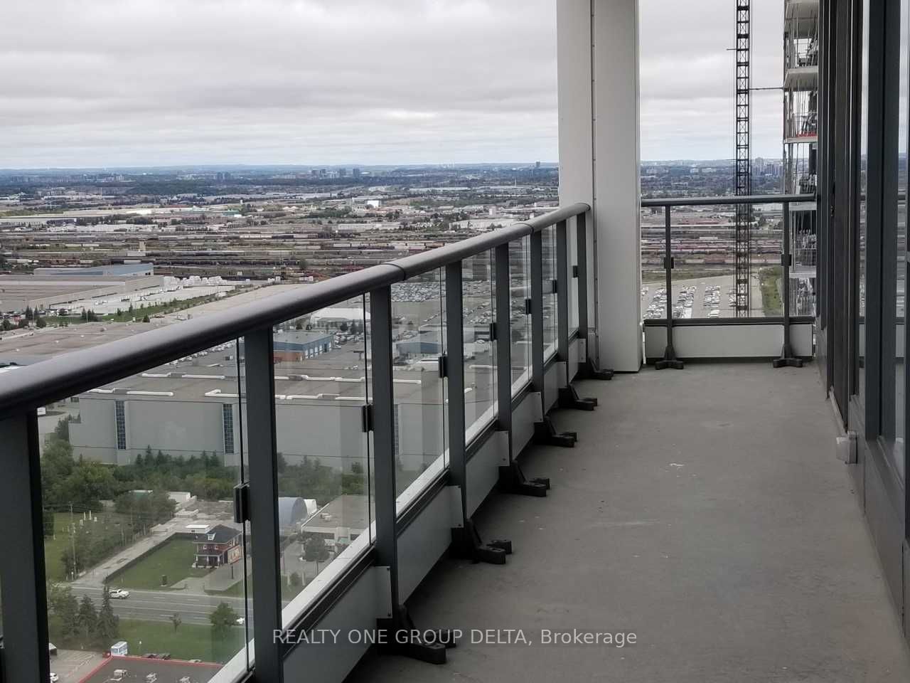 898 Portage Pkwy, unit 4002 for sale