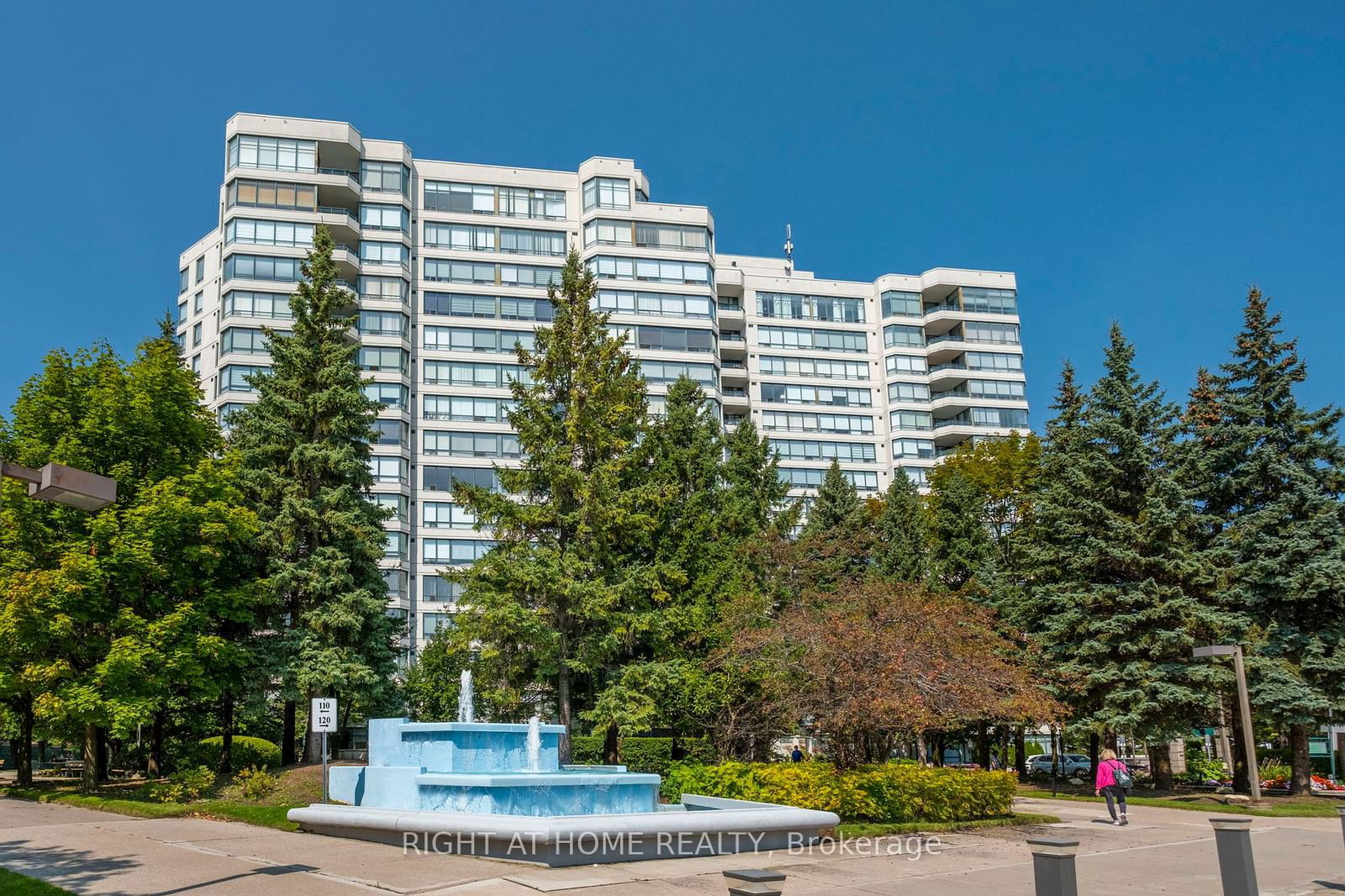 120 Promenade Circ, unit 307 for sale - image #20