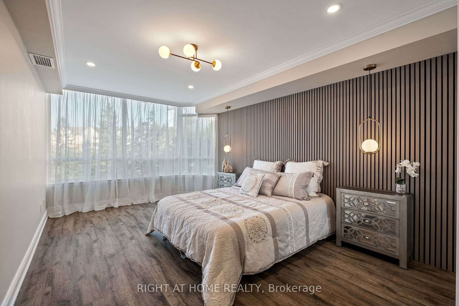 120 Promenade Circ, unit 307 for sale - image #8