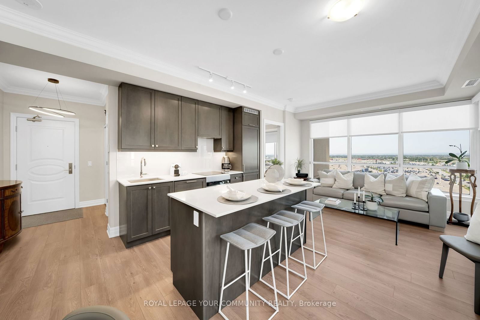 9075 Jane St, unit 1409 for sale - image #12