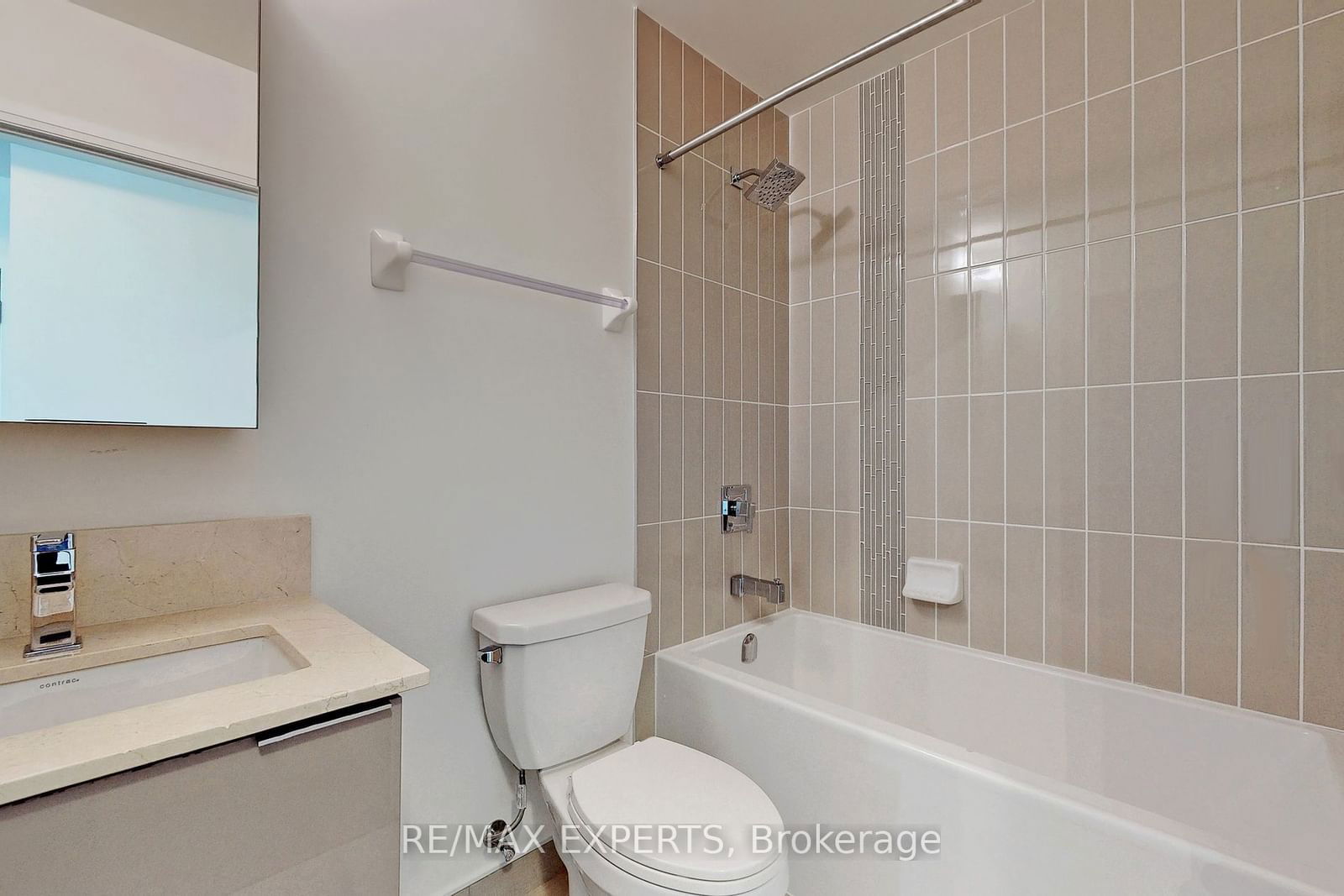 99 Eagle Rock Way, unit 902 for rent - image #9