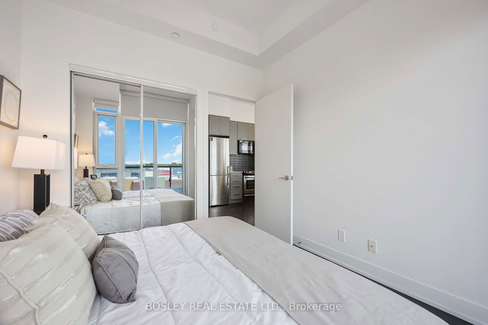 9471 Yonge St, unit 341 for sale - image #12