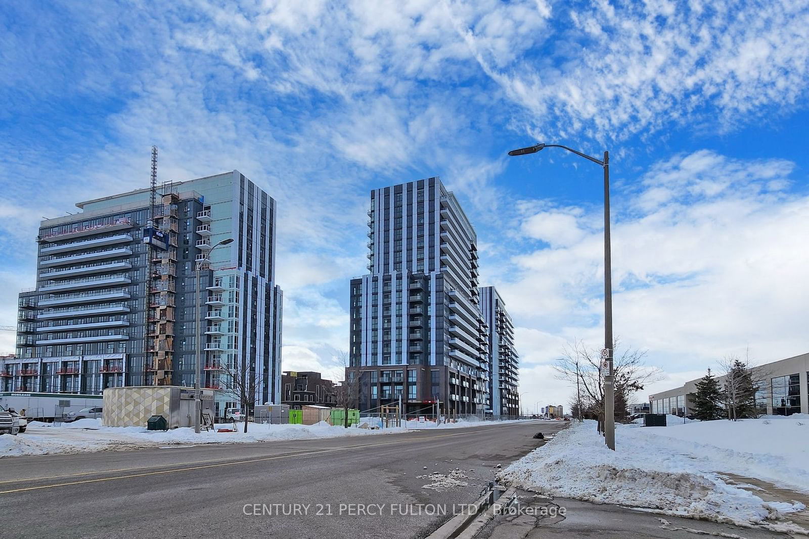 Mobilio Towns, Vaughan, Toronto