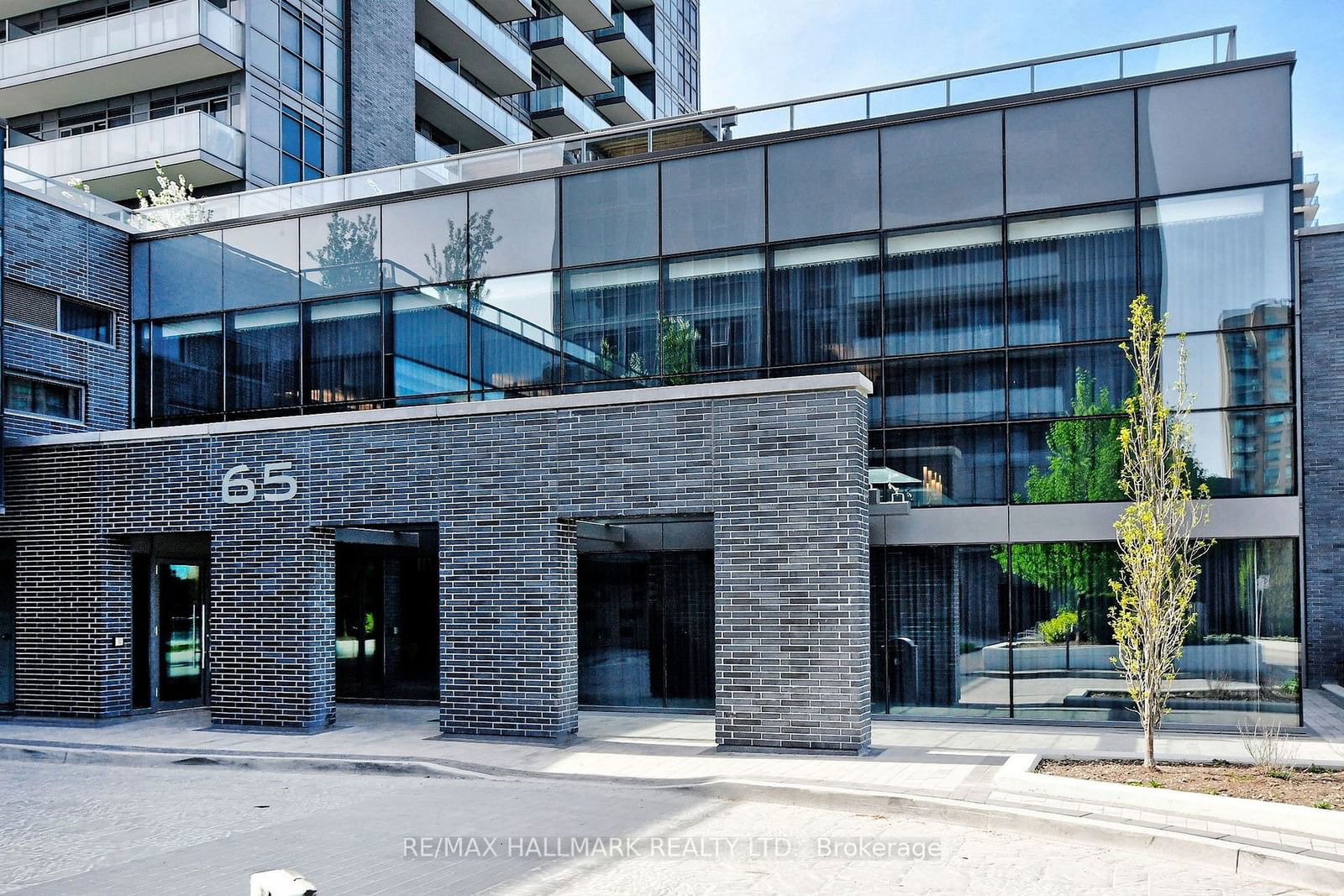 65 Oneida Cres, unit LPH01 for sale - image #11