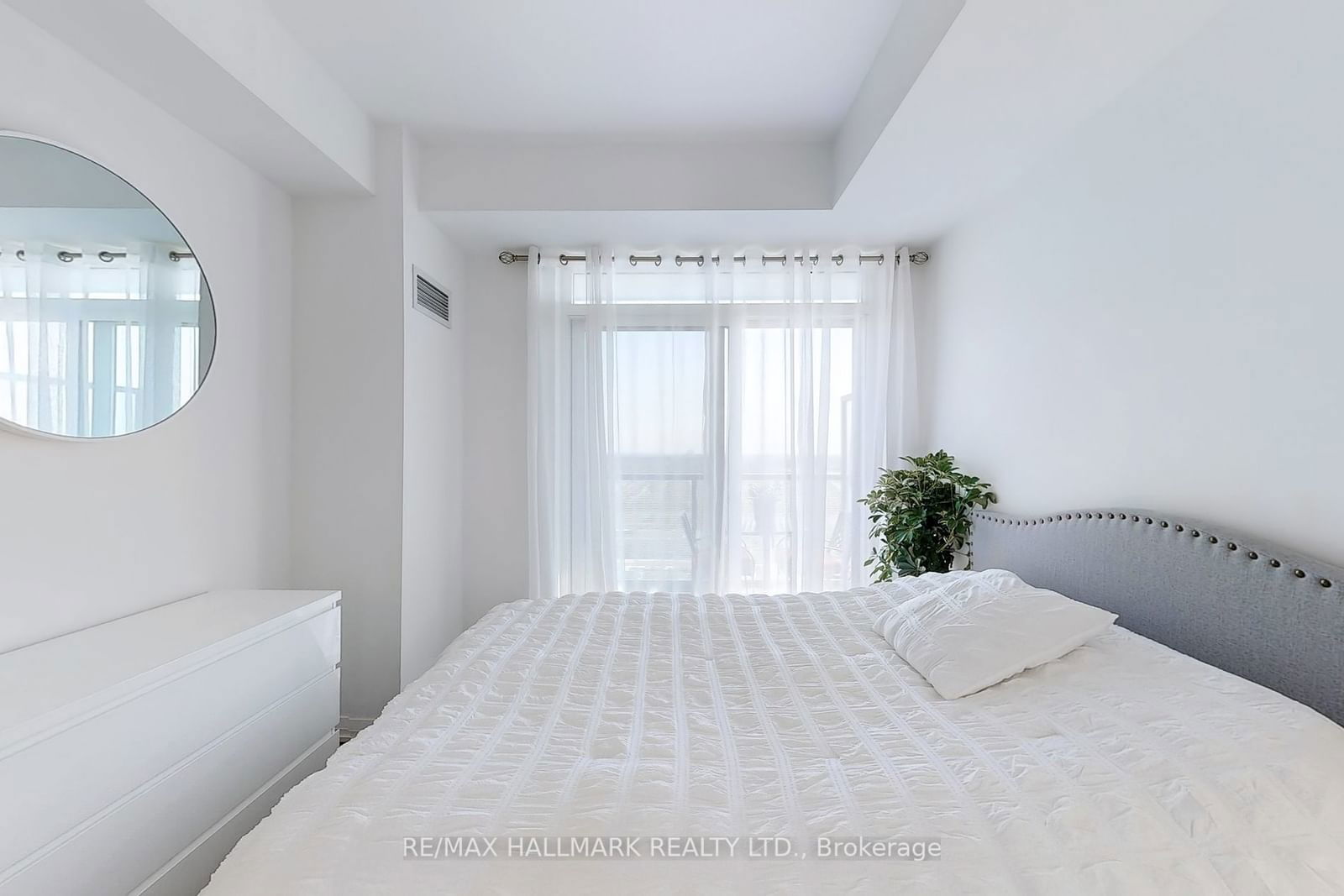 65 Oneida Cres, unit LPH01 for sale - image #7