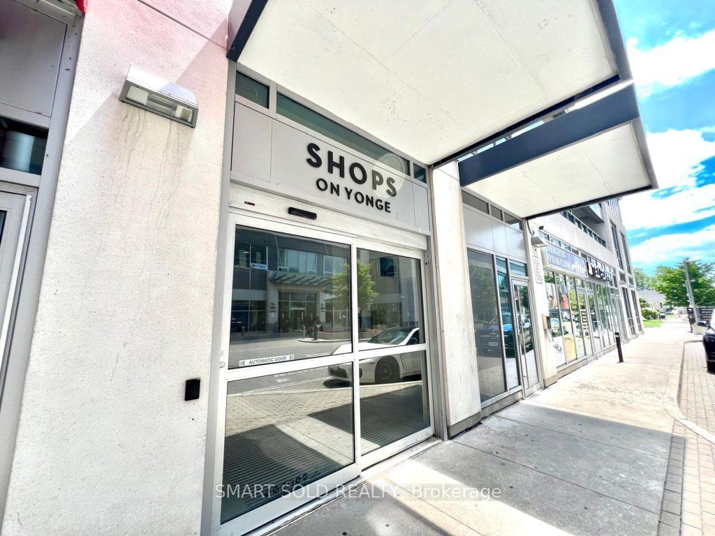 7165 Yonge St, unit 1110 for sale