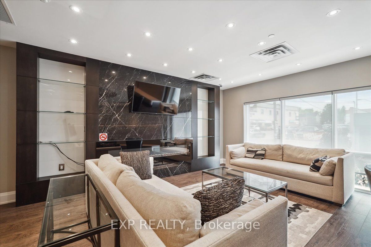 15277 Yonge St N, unit 315 for sale - image #21