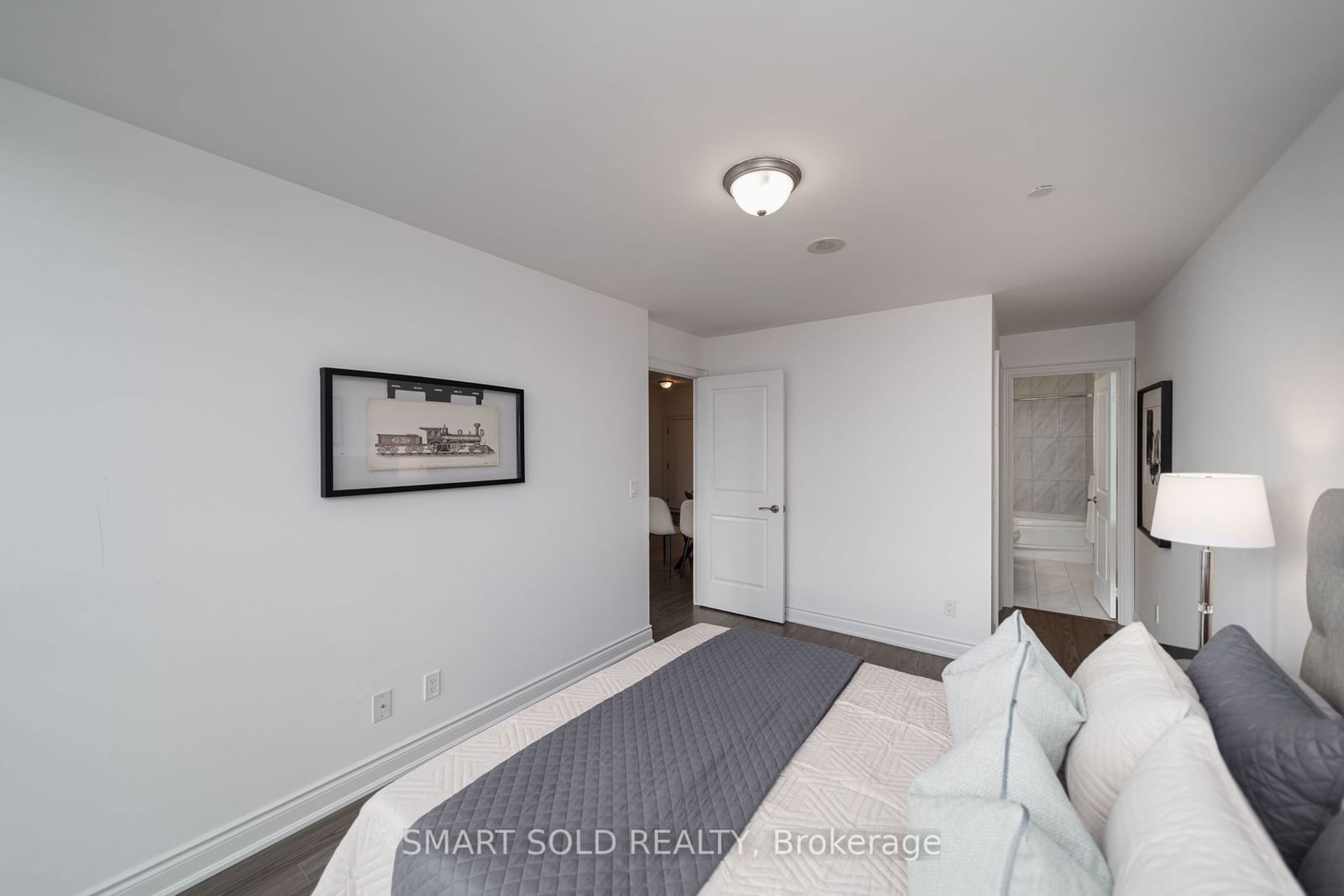 33 Clegg Rd, unit 1115 for sale - image #19