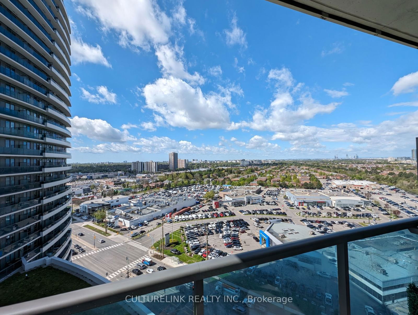 7171 Yonge St, unit 1612 for sale