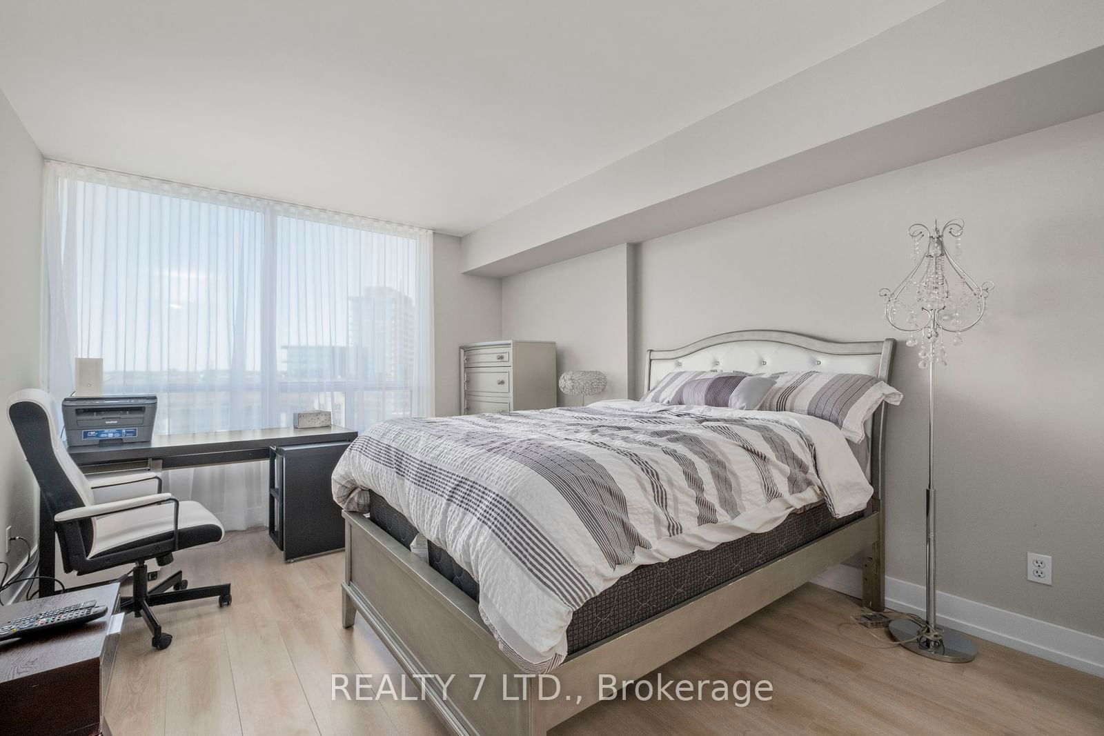 120 Promenade Circ, unit 909 for sale - image #14