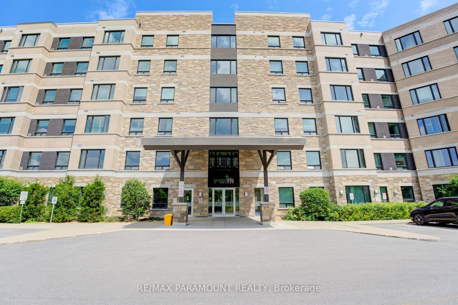 7400 Markham Rd, unit 318 for sale - image #1