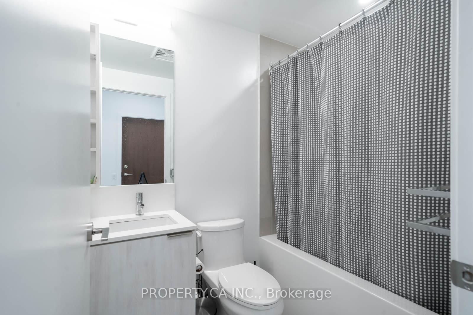 7890 Jane St, unit 5107 for sale - image #13