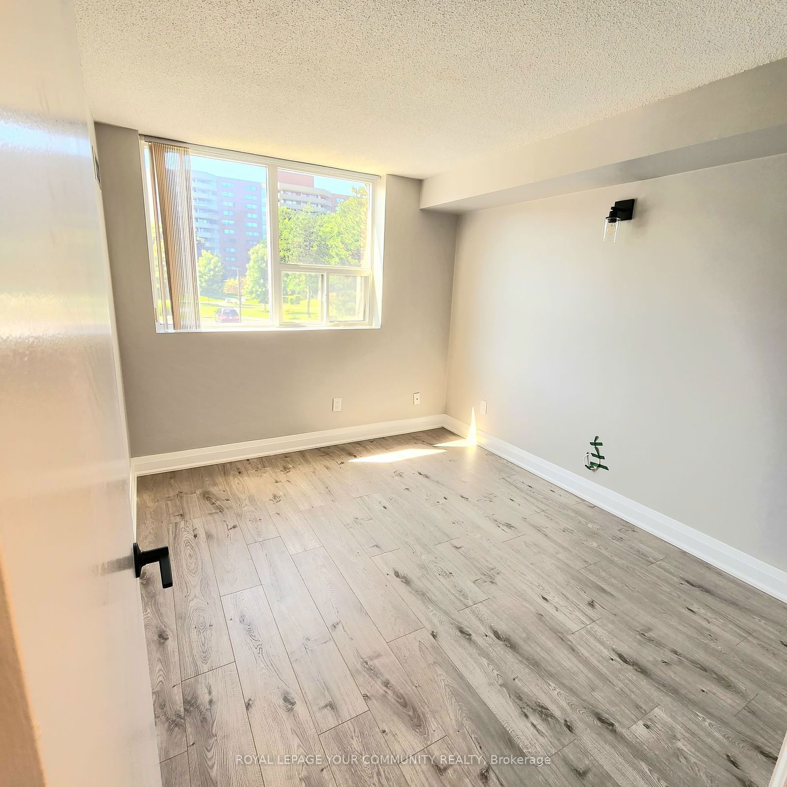 20 Baif Blvd, unit 208 for rent - image #13