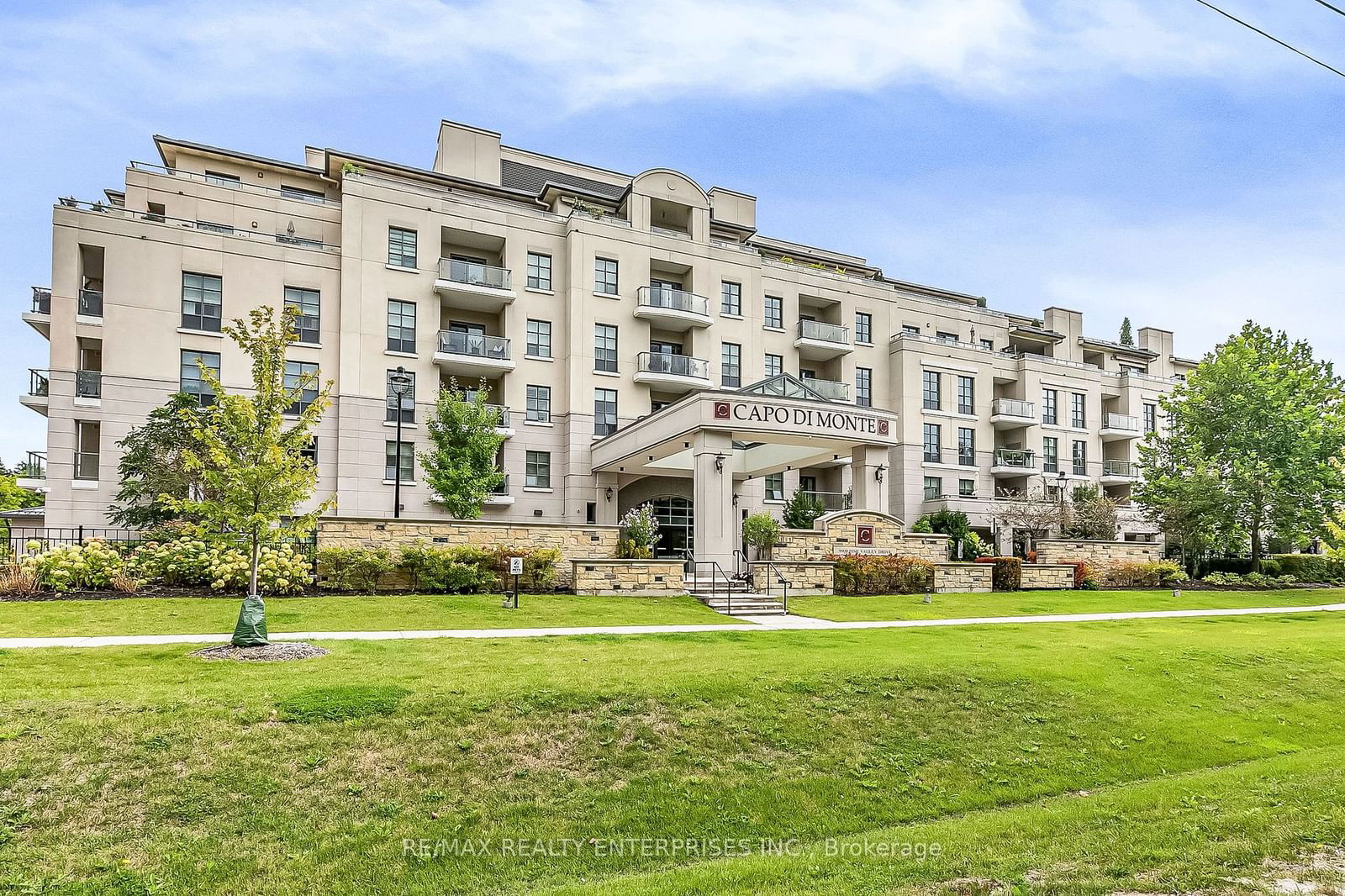 9909 Pine Valley Dr, unit 107 for sale - image #1