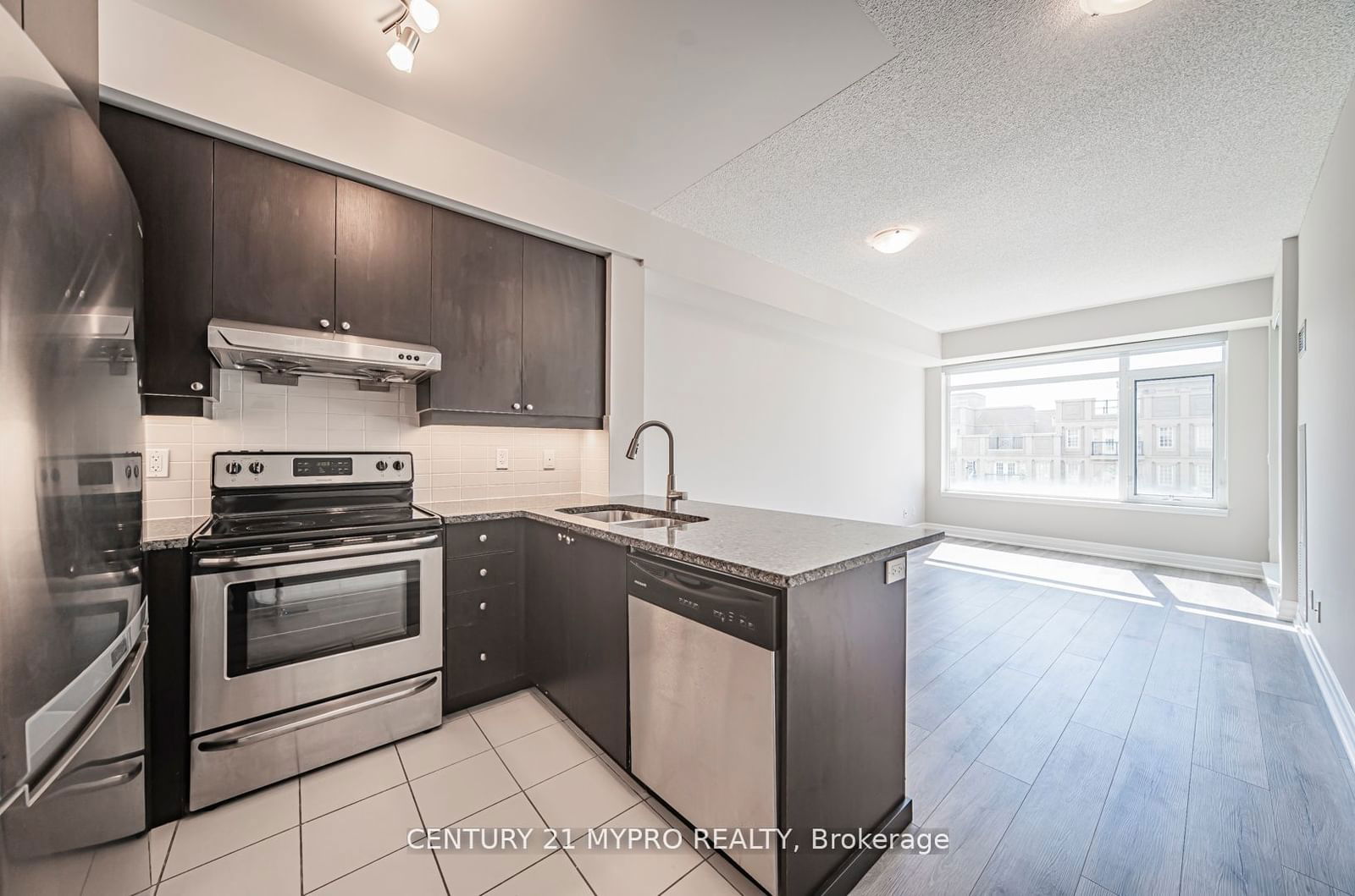 8130 Birchmount Rd, unit 316 for sale - image #4