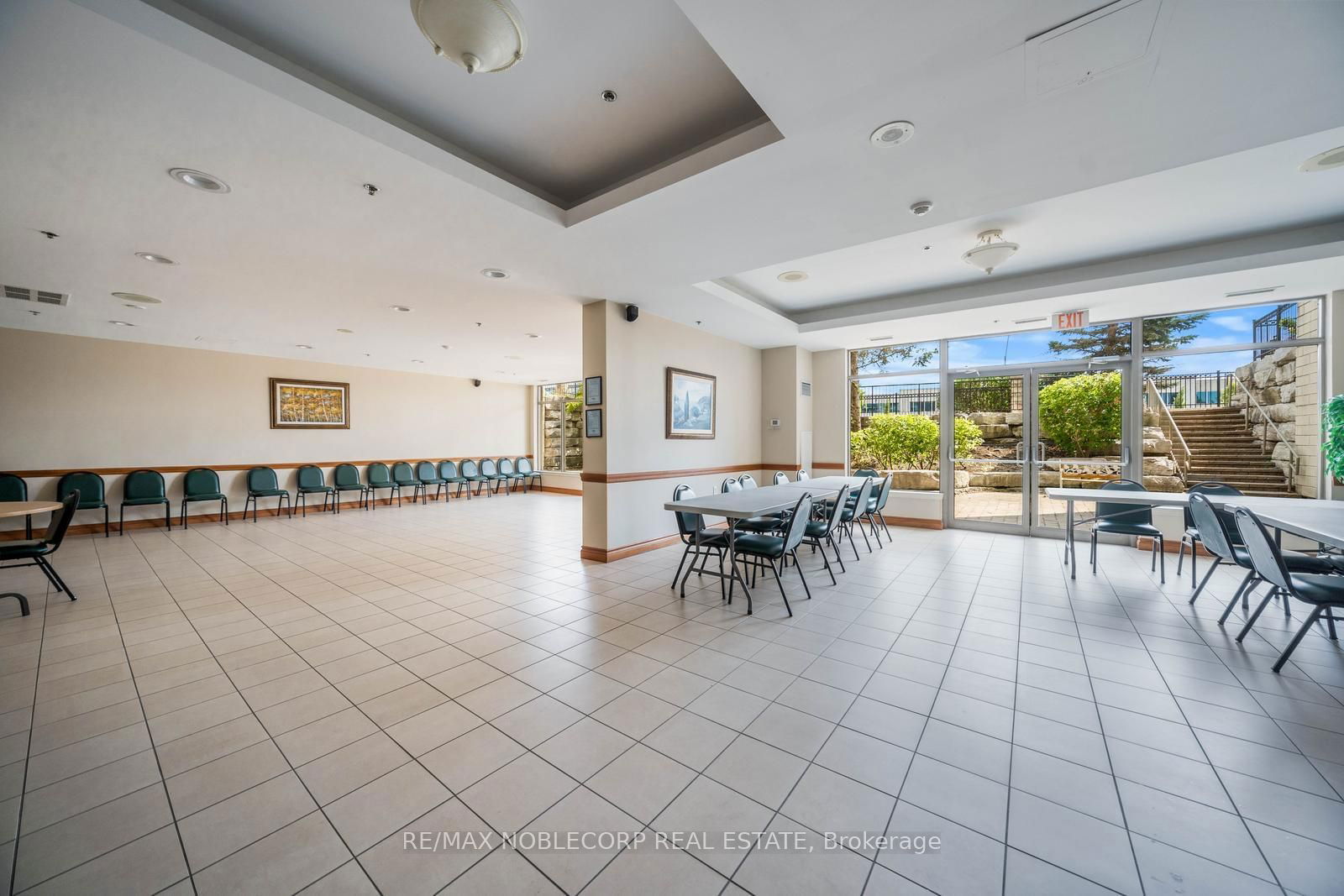 2500 Rutherford Rd, unit 410 for sale - image #29