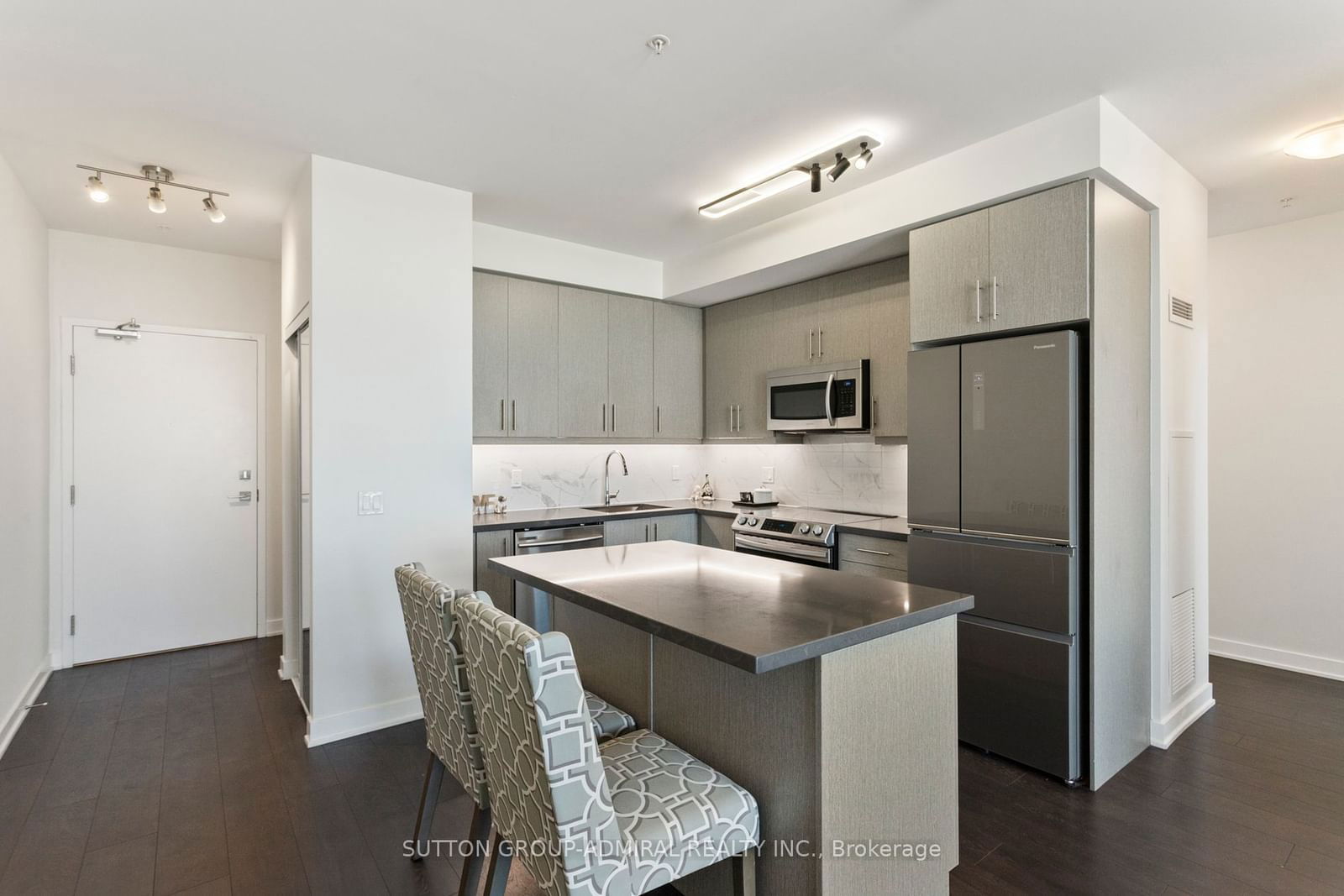 75 Oneida Cres, unit 904 for sale - image #20