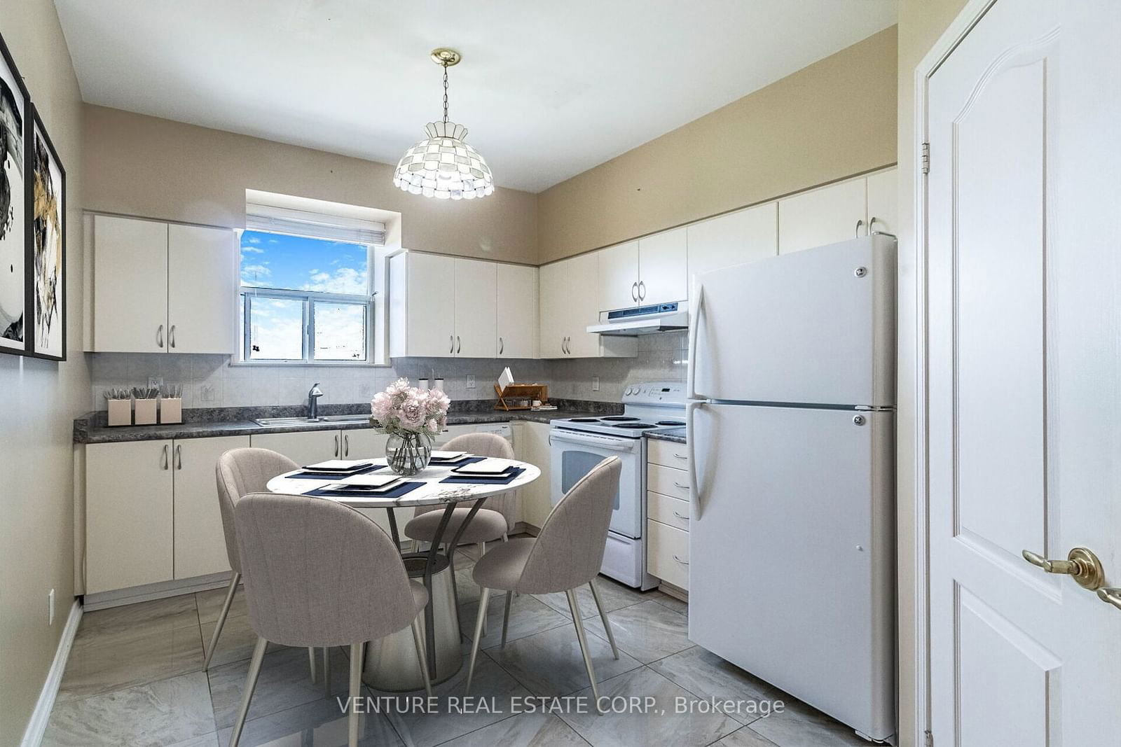 7373 Martingrove Rd, unit 602 for sale - image #14