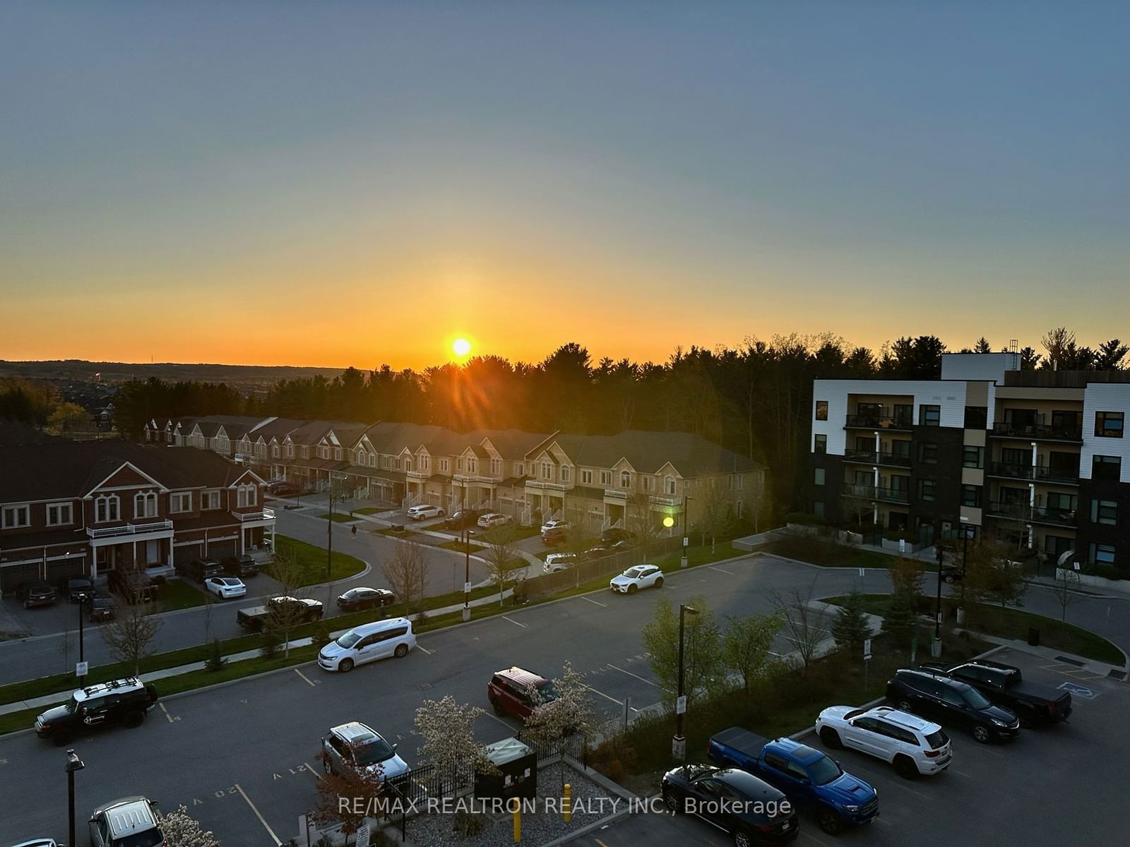 The Arbors Condos, Aurora, Toronto