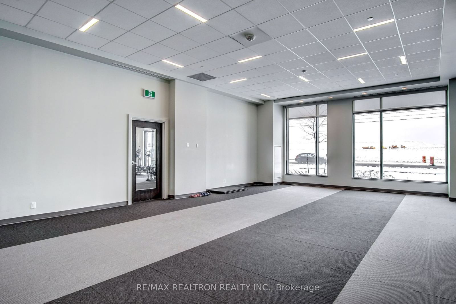 555 William Graham Dr, unit 331 for sale - image #30